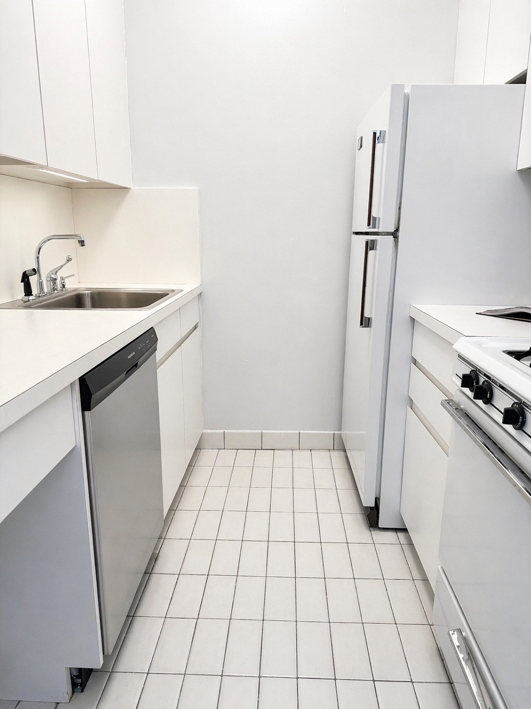 Co Op in New York, New York, United States 4 - 17384252