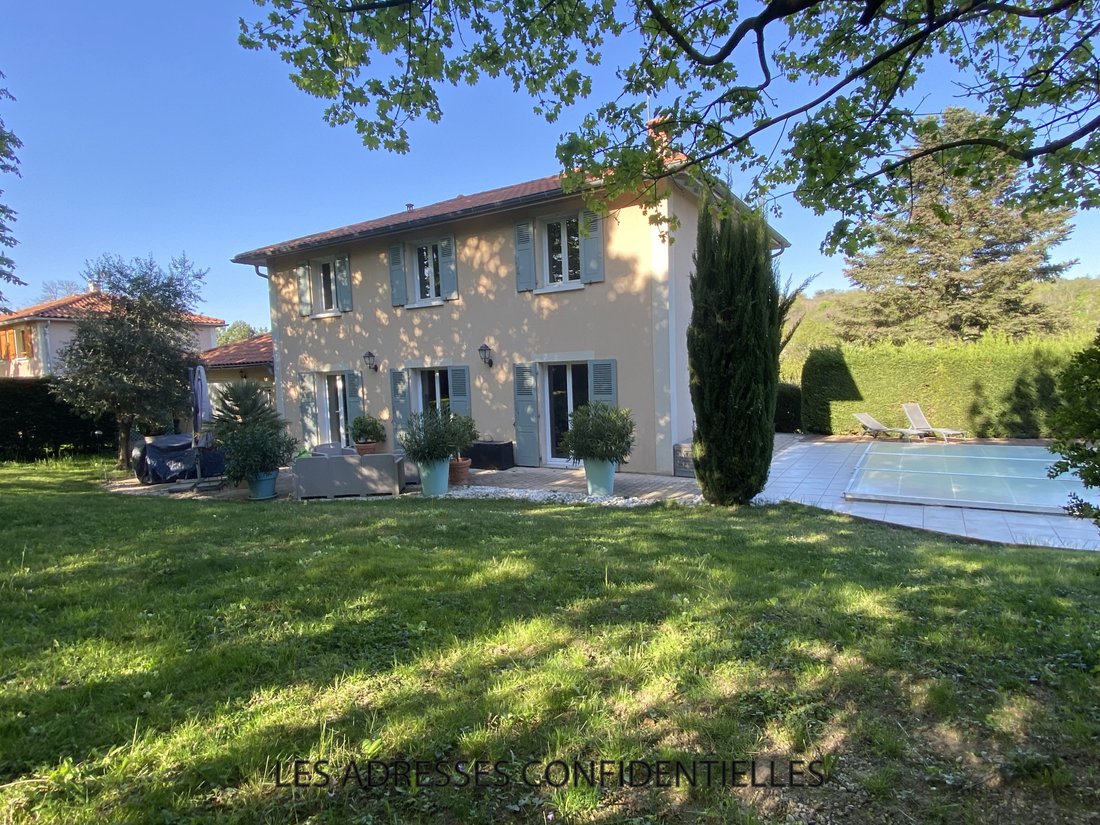 House in Sainte-Foy-lès-Lyon, Auvergne-Rhône-Alpes, France 1 - 16498043