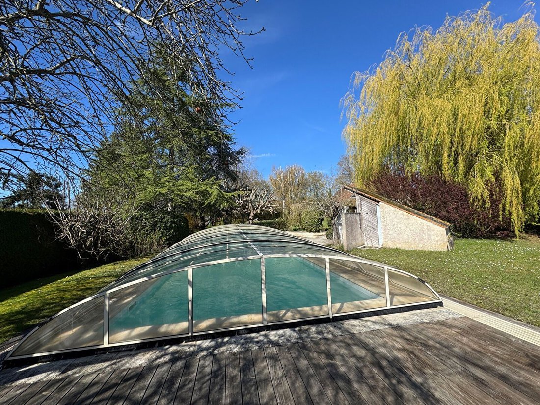 House in Autouillet, Ile-de-France, France 3 - 17475872