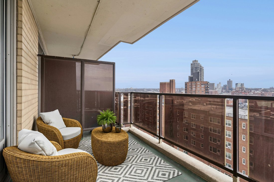 Co Op in New York, New York, United States 5 - 16826698