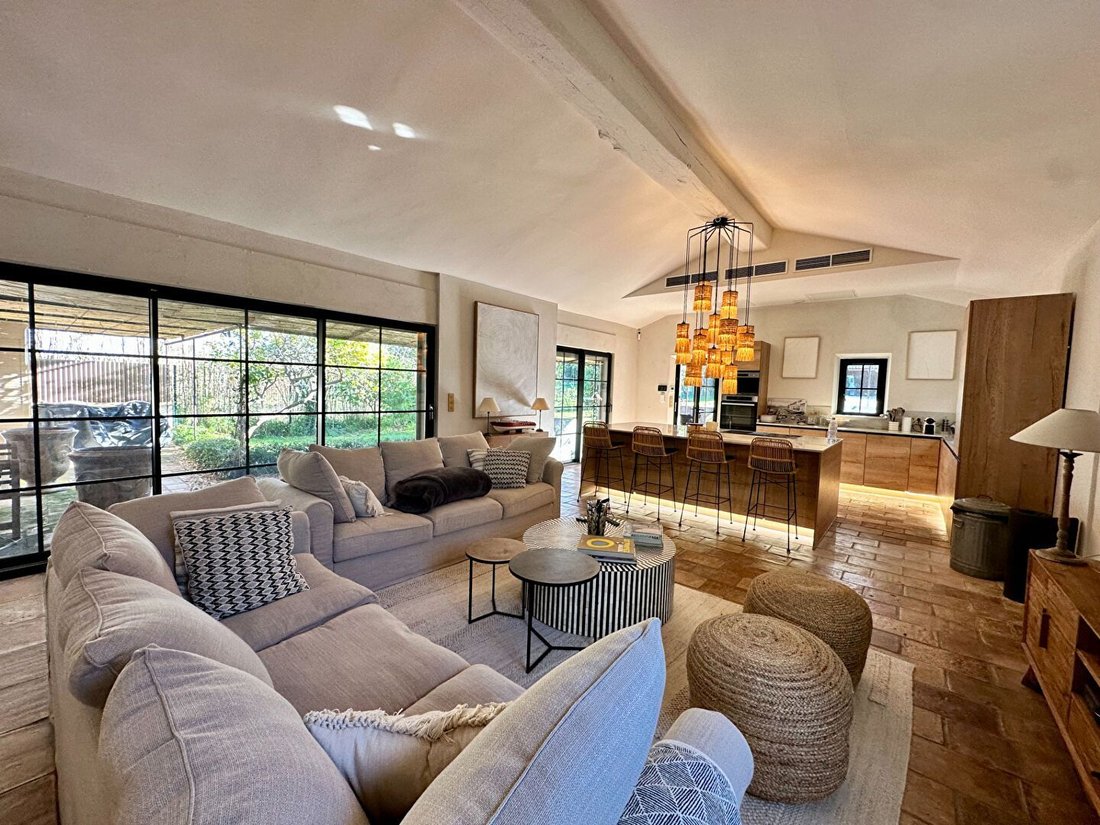 House in Zone Est Diffuse, Saint-Tropez, France 5 - 17051400