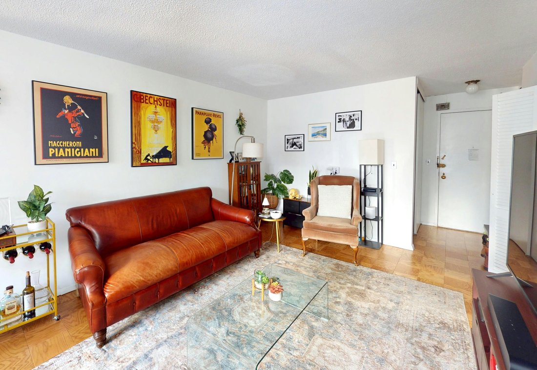 Co Op in New York, New York, United States 1 - 16990639