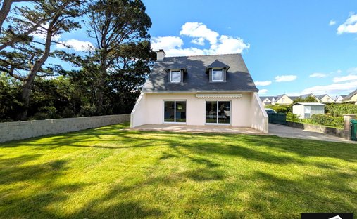 House in Sarzeau, Brittany, France 1