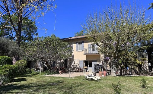 House in Montagne des Chèvres, Villeneuve-lès-Avignon, France 1