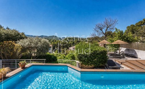 House in Peypin, Provence-Alpes-Côte d'Azur, France 1