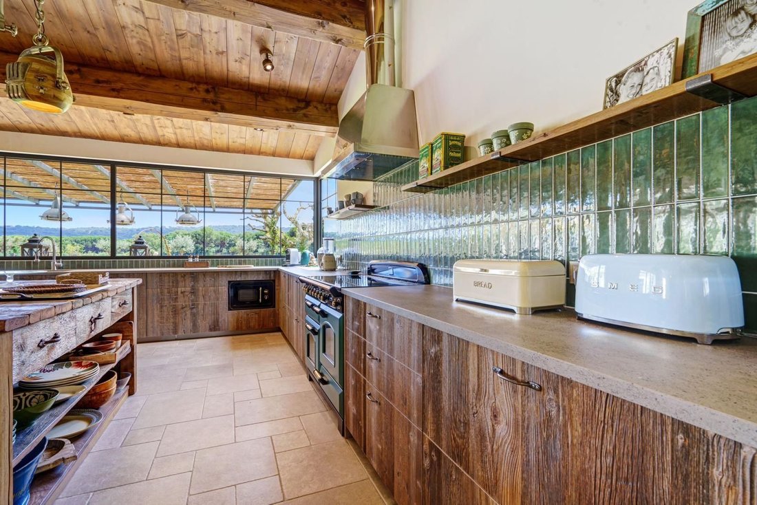 Villa in Ramatuelle, Provence-Alpes-Côte d'Azur, France 4 - 16708329
