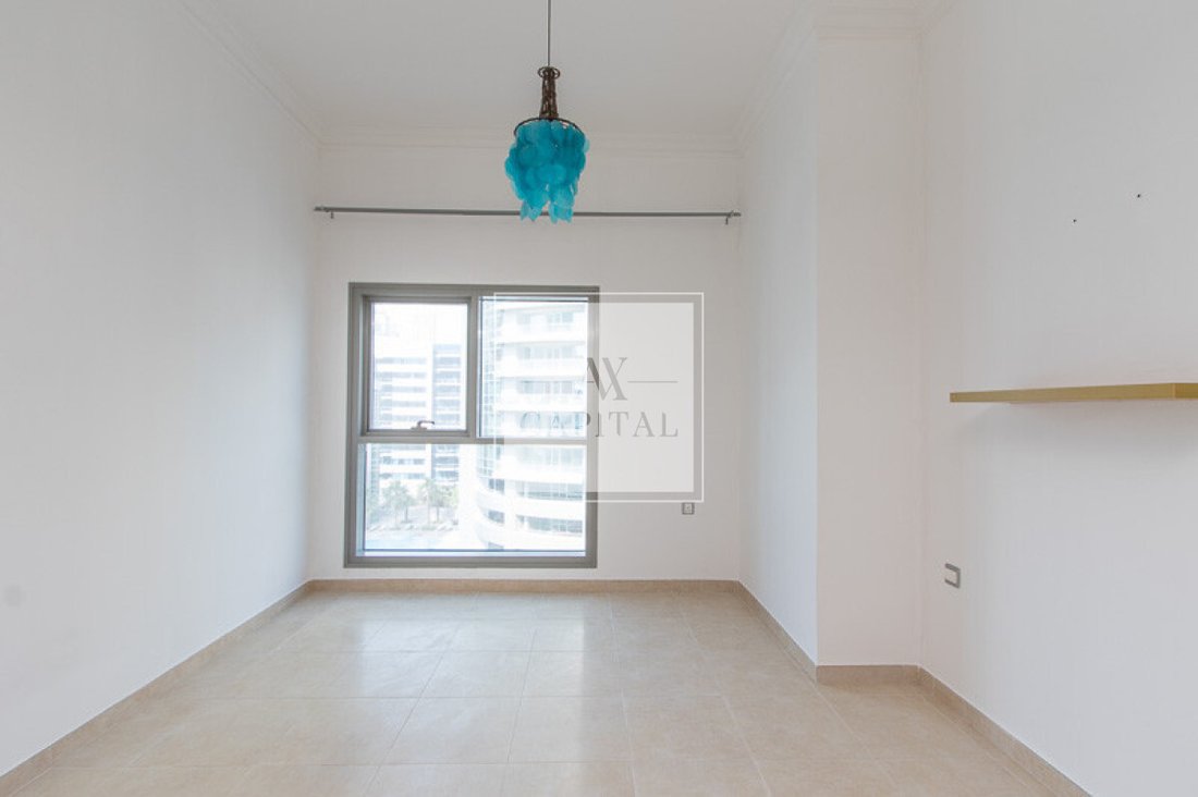 Apartment in Dubai Harbour, Dubai, United Arab Emirates 1 - 17929719