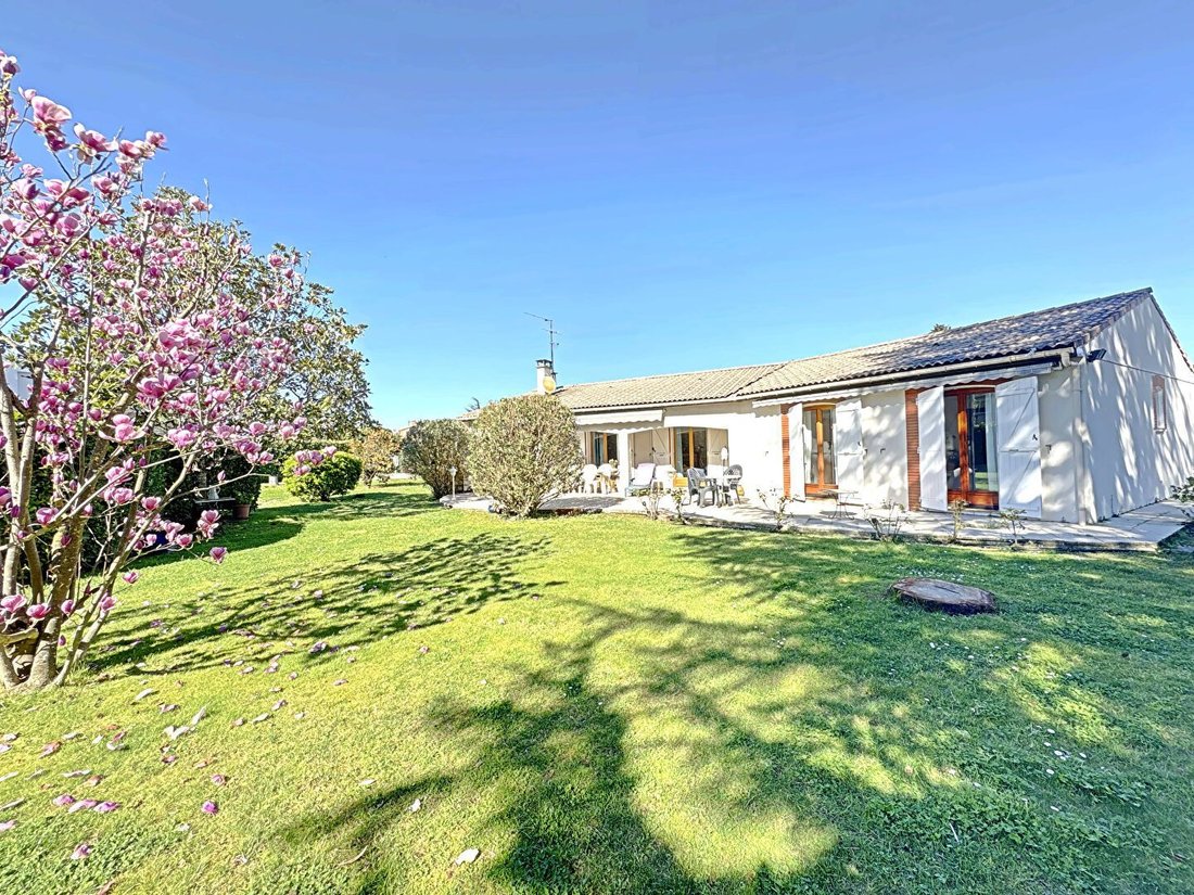 Land in Tournefeuille, Occitania, France 4 - 17907077
