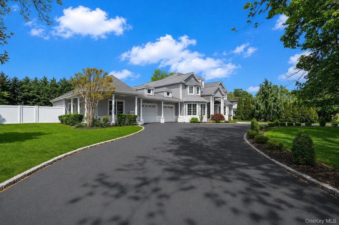 House in Bethpage, New York, United States 4 - 17933613