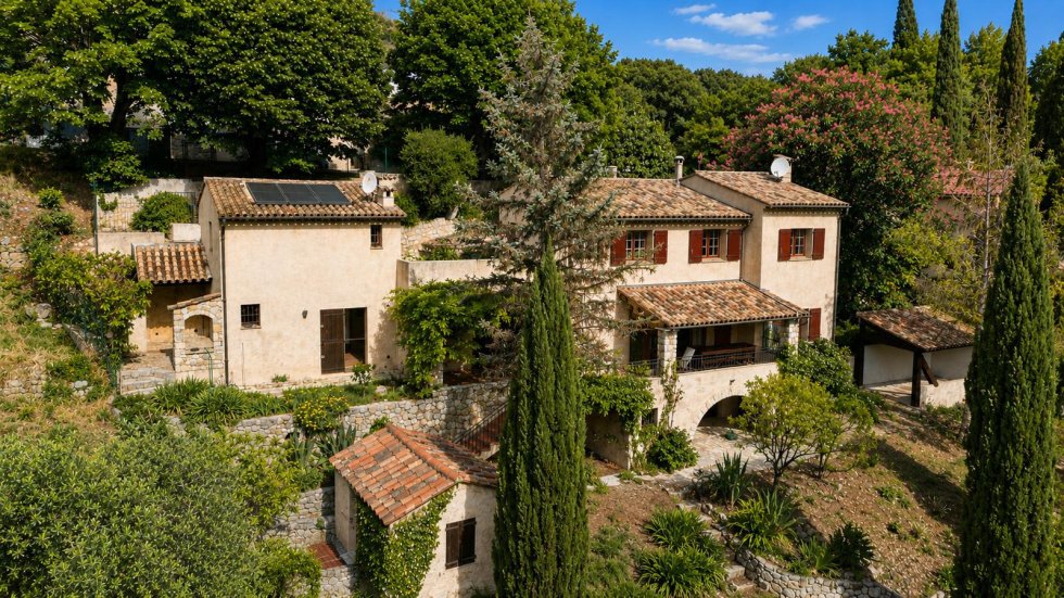 Villa in Tourrettes-sur-Loup, Provence-Alpes-Côte d'Azur, France 1 - 17939508