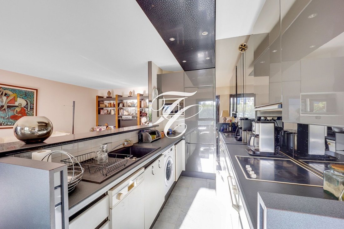 Apartment in Centre Ville, Suresnes, France 2 - 16659746