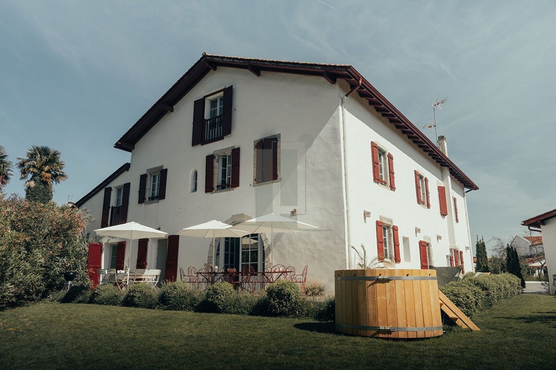 House in Ahetze, Nouvelle-Aquitaine, France 4 - 16287239