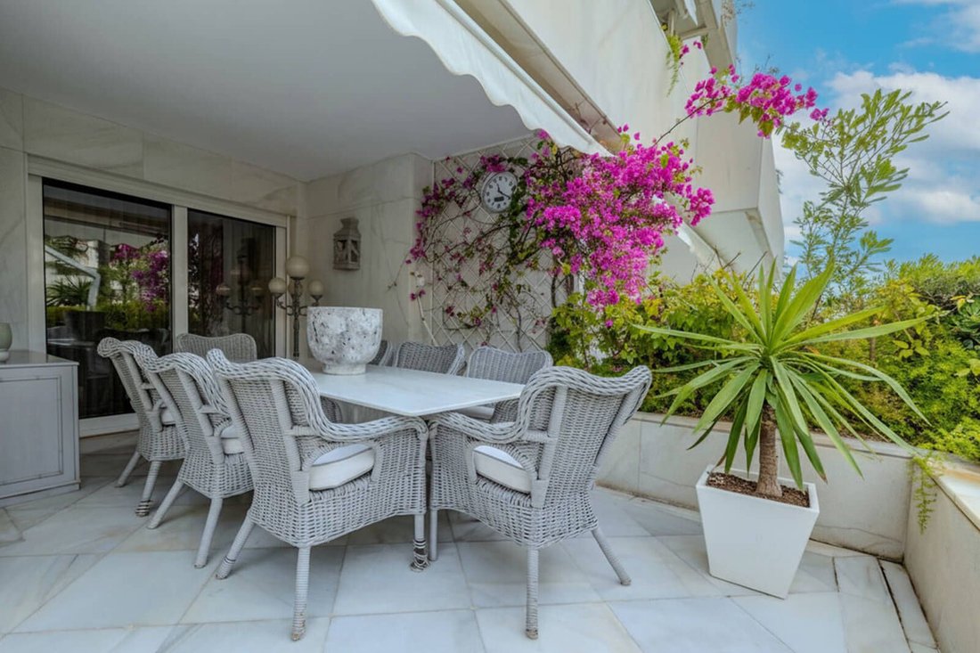 Apartment in Puerto Banus, Marbella, Spain 4 - 17928777