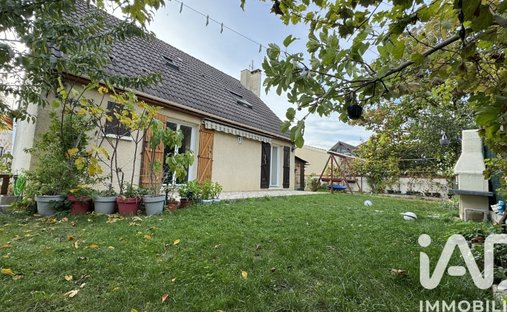 Casa a Villaggio Doumer, Carrieres-sur-Seine, Francia 1