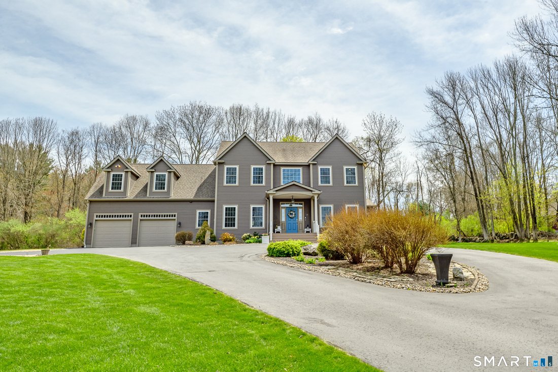 House in Putnam, Connecticut, United States 2 - 17933273