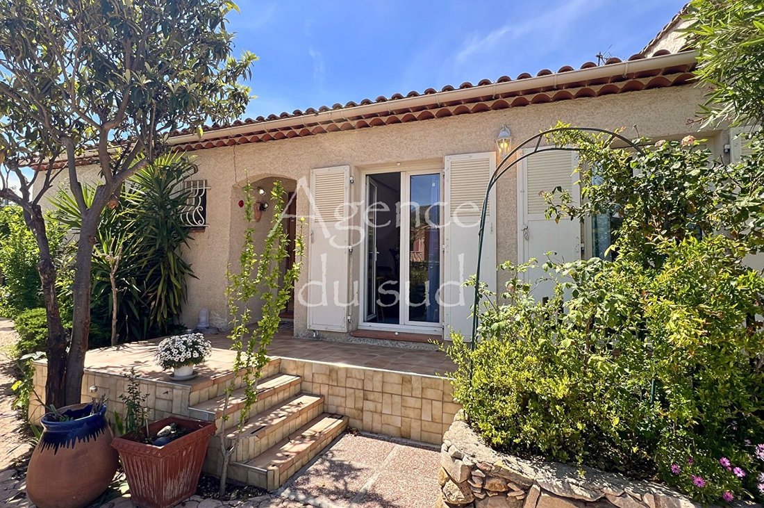 House in Centre et Abords, Roquevaire, France 2 - 17889017