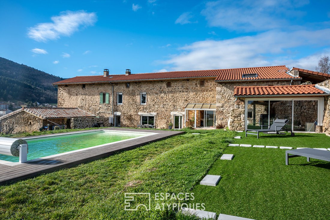 Villa in Satillieu, Auvergne-Rhône-Alpes, France 1 - 17935292