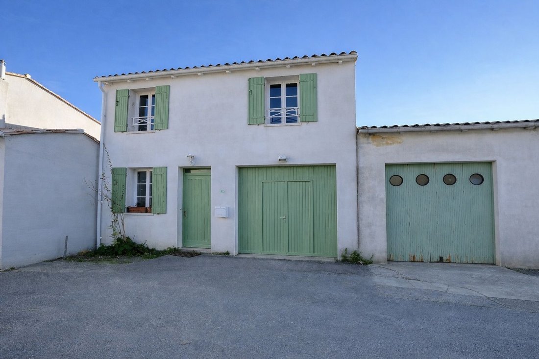 House in Rivedoux-Plage, Nouvelle-Aquitaine, France 1 - 17235198