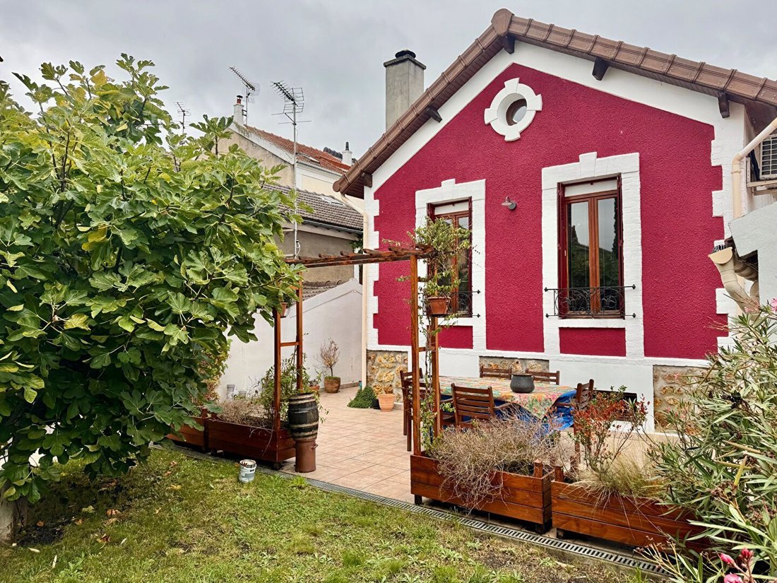 House in Plateau-Grèves-Europe-Gare du Stade-Fossés Jean, Colombes, France 1 - 17782236