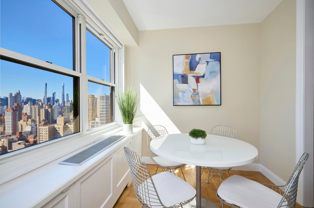 Co Op in New York, New York, United States 4 - 16748044
