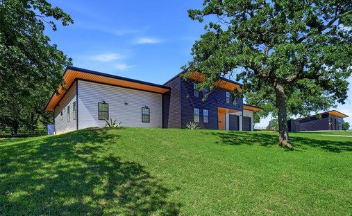 House in Azle, Texas, United States 1