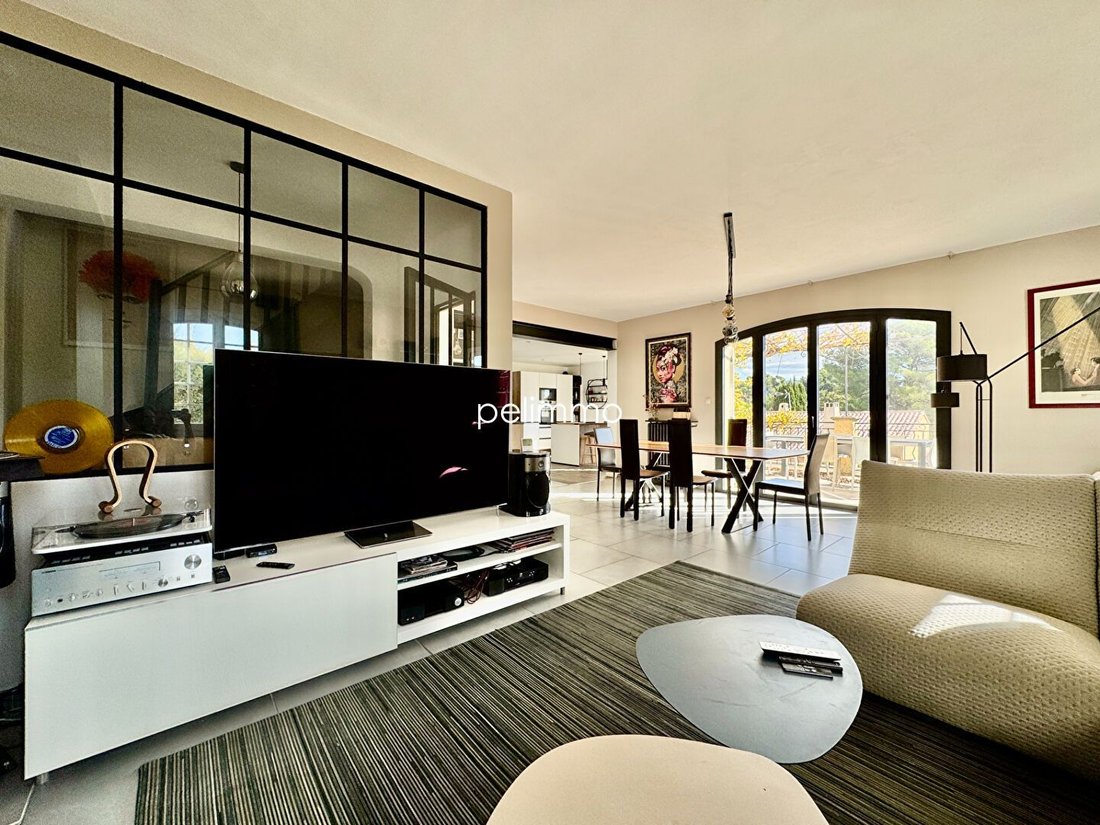 House in Lamanon, Provence-Alpes-Côte d'Azur, France 3 - 16503608