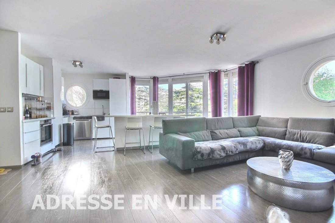 Apartment in Hôtel de Ville-Planchette, Levallois-Perret, France 4 - 17518655
