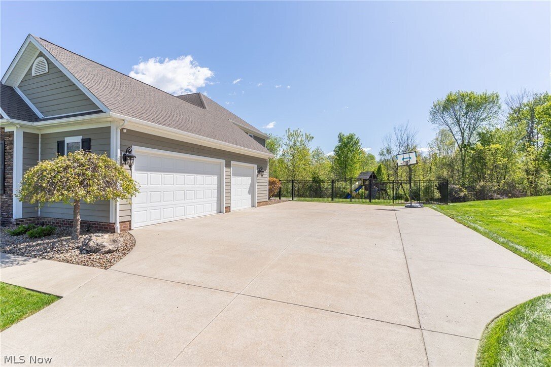 House in Youngstown, Ohio, United States 4 - 17928104