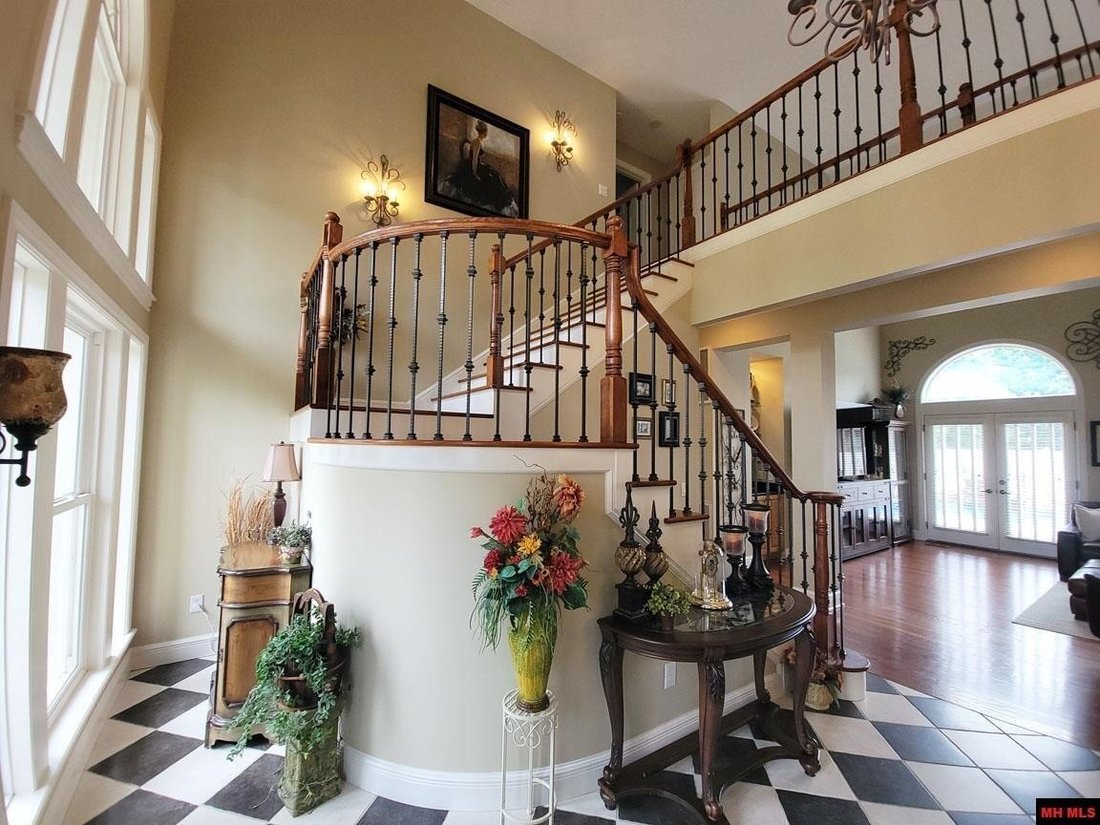 Mountain Home, Arkansas, United States 3 - 17931798