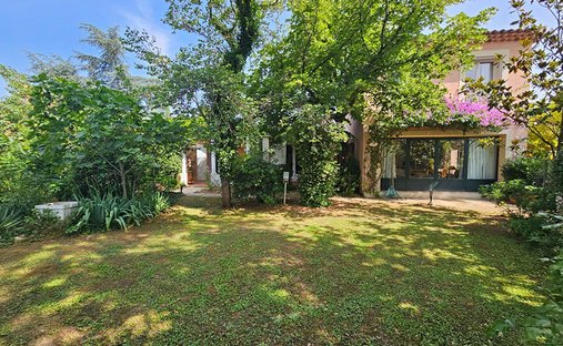 Casa en Montagne des Chèvres, Villeneuve-lès-Avignon, Francia 1