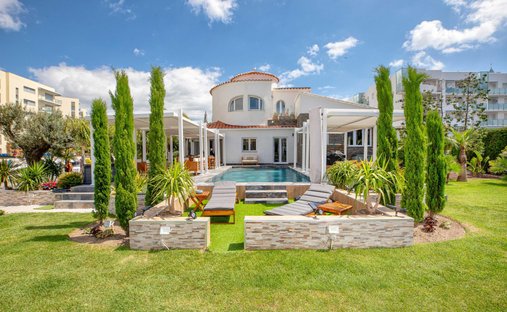 Villa in Roses, Catalonia, Spain 1