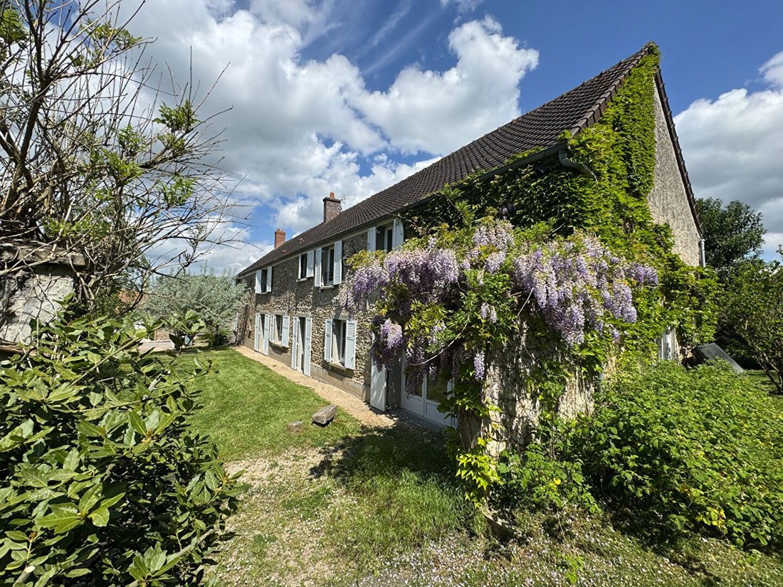 House in Garancieres, Ile-de-France, France 1 - 17693021