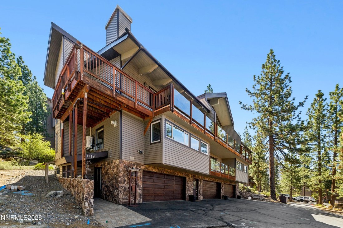 Townhouse in Glenbrook, Nevada, United States 3 - 17932588