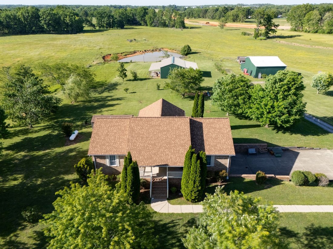 House in Portland, Tennessee, United States 1 - 17934561