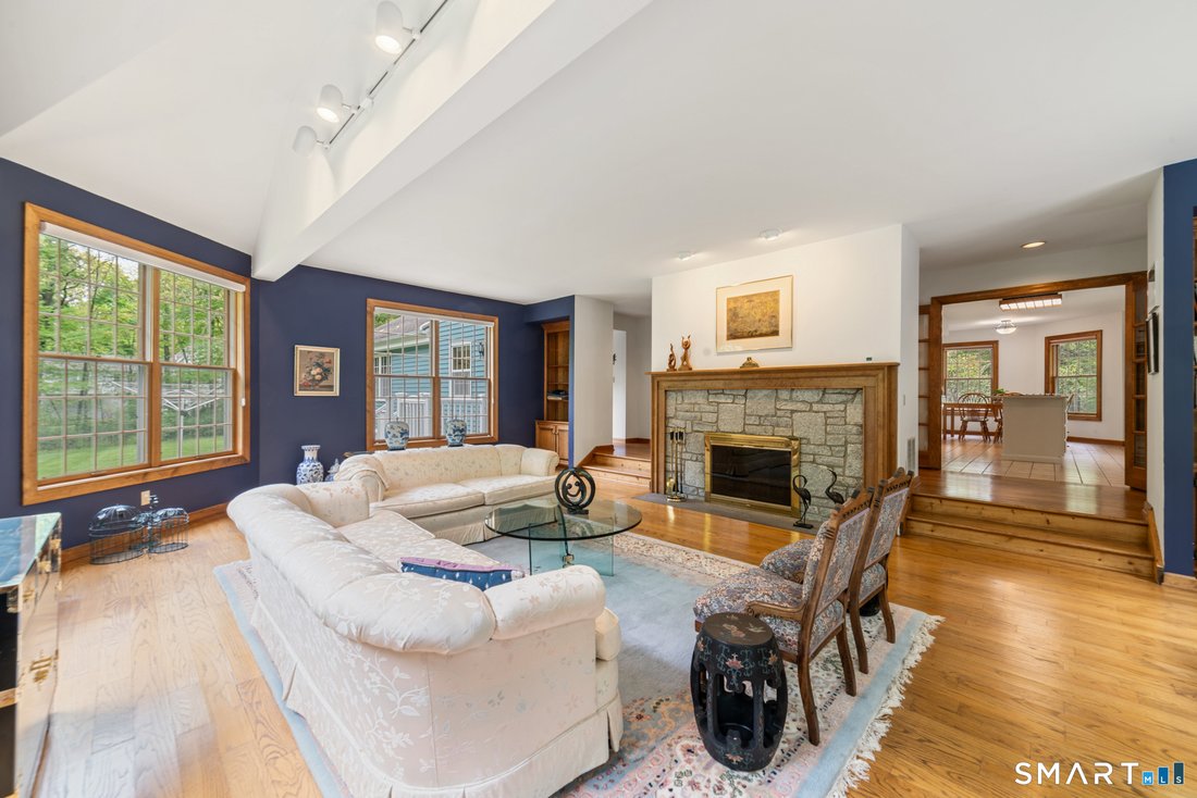 House in Southbury, Connecticut, United States 4 - 17933350