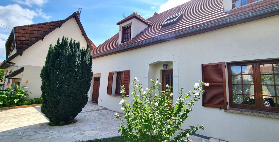 House in Centre Ville, Houilles, France 1 - 16739807