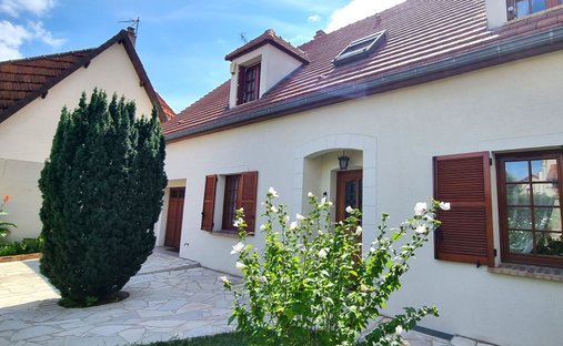 House in Centre Ville, Houilles, France 1