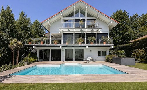 Villa in Anglet, Nouvelle-Aquitaine, France 1