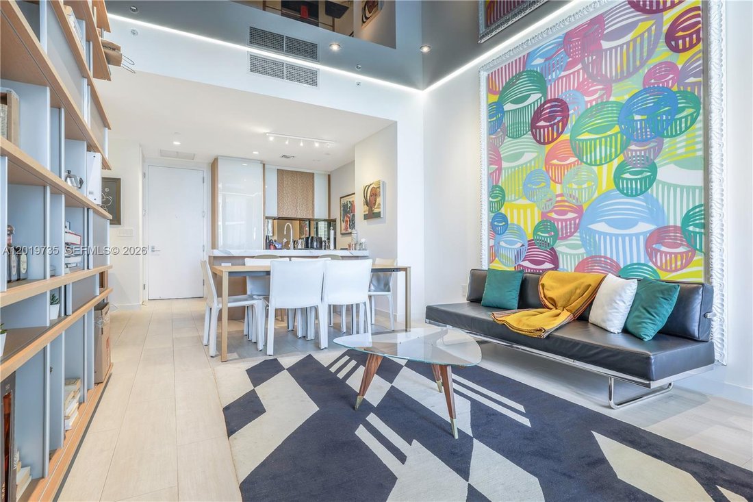 Condo in Miami, Florida, United States 1 - 17930063