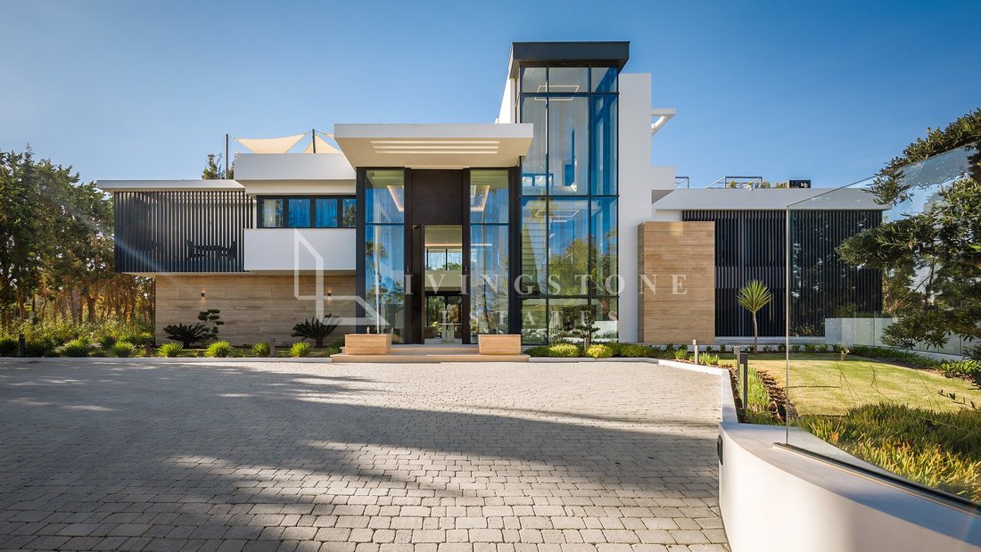 Villa in Sotogrande, San Roque, Andalusia 1 - 17928301