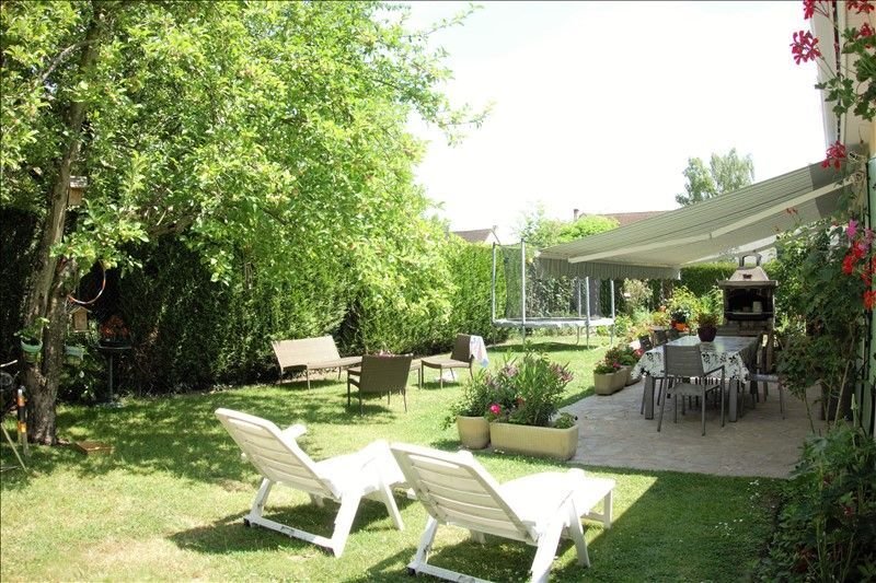 House in Montfort-l'Amaury, Ile-de-France, France 5 - 16073760