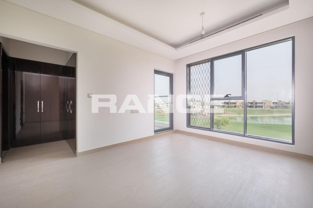 Townhouse in Damac Hills, Dubai, United Arab Emirates 4 - 17929649
