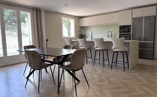 House in Montagne des Chèvres, Villeneuve-lès-Avignon, France 1