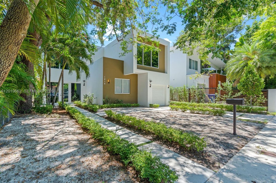House in Miami, Florida, United States 2 - 17942540