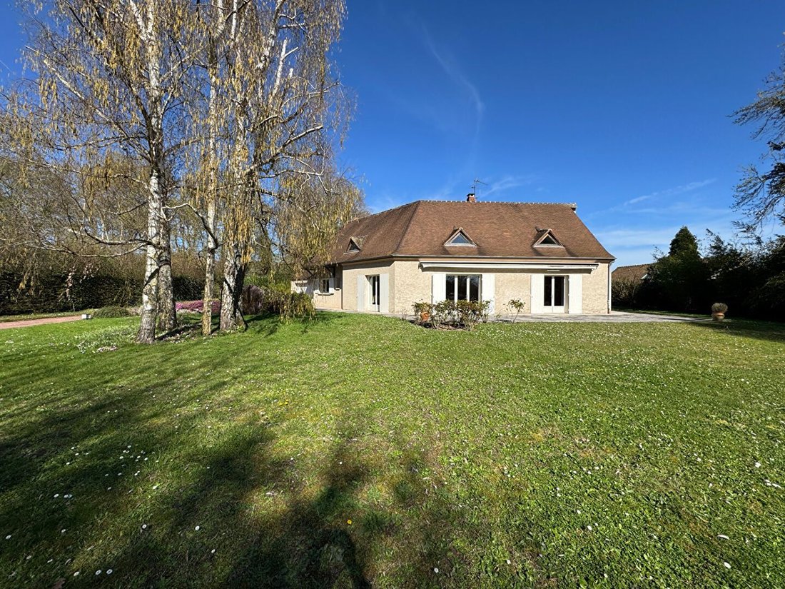 House in Autouillet, Ile-de-France, France 2 - 17475872
