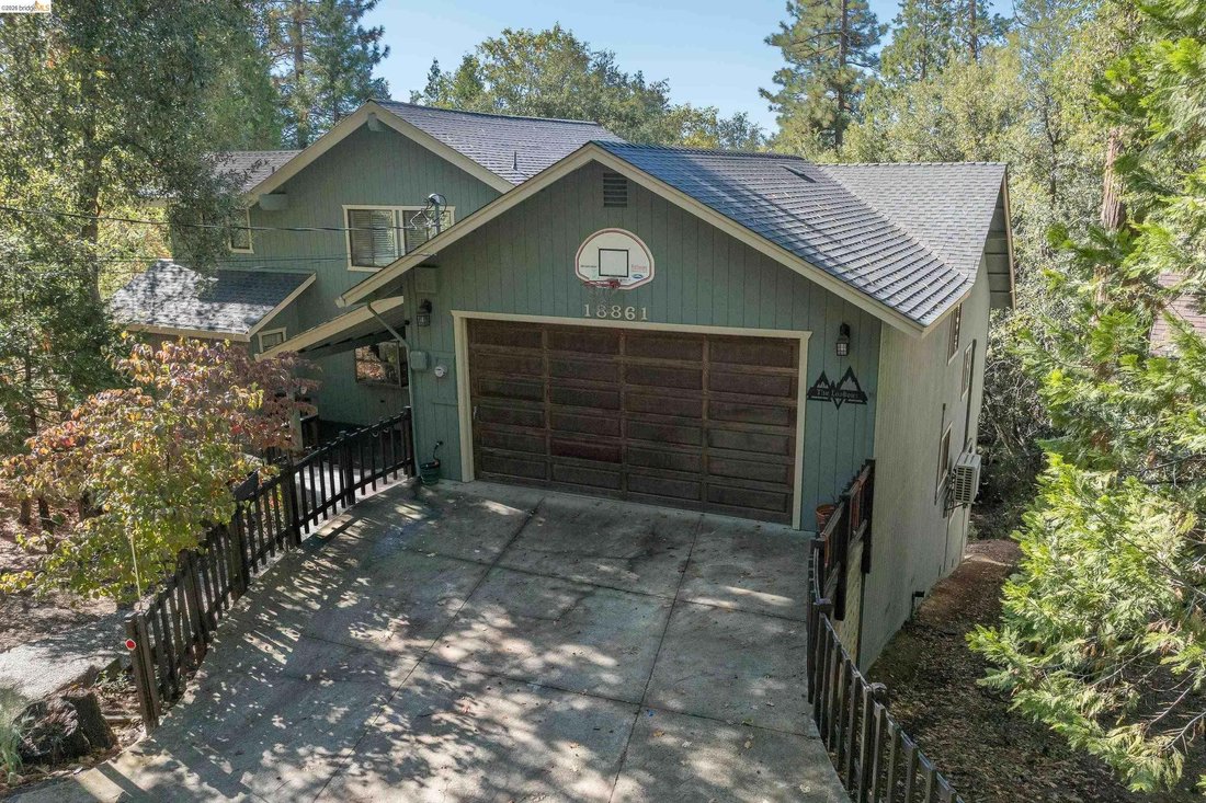 House in Twain Harte, California, United States 1 - 17546643