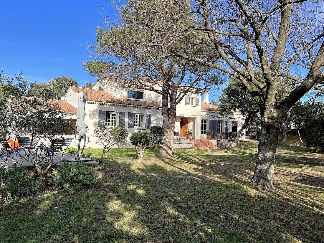 House in Ouest, Rochefort-du-Gard, France 1 - 16408679
