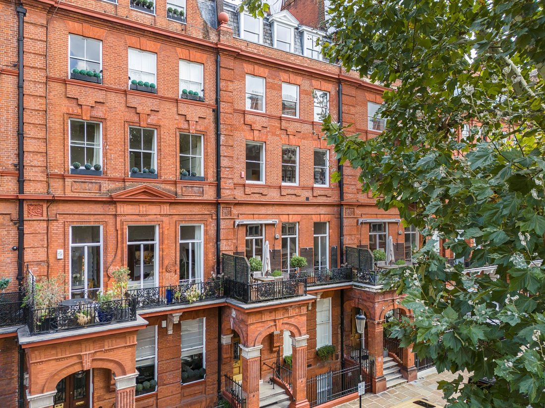 Condo in Brompton, Kensington And Chelsea, England 1 - 17935319