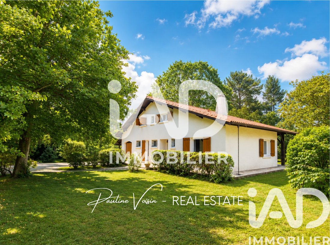 House in Saint-Aubin-de-Medoc, Nouvelle-Aquitaine, France 1 - 17890125