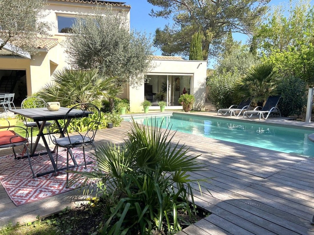 House in Montagne des Chèvres, Villeneuve-lès-Avignon, France 2 - 17552836